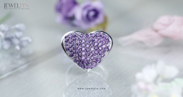 Exploring the Emotional Significance of Gemstone Jewellery - JewelPin