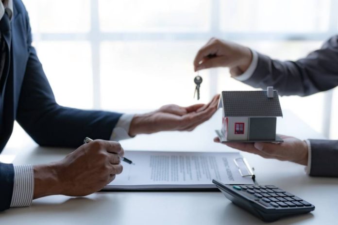 Real Estate Law Tips for Property Transactions