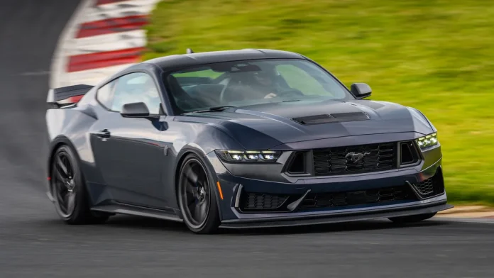 Sports Car Features for High Performance Driving Experience